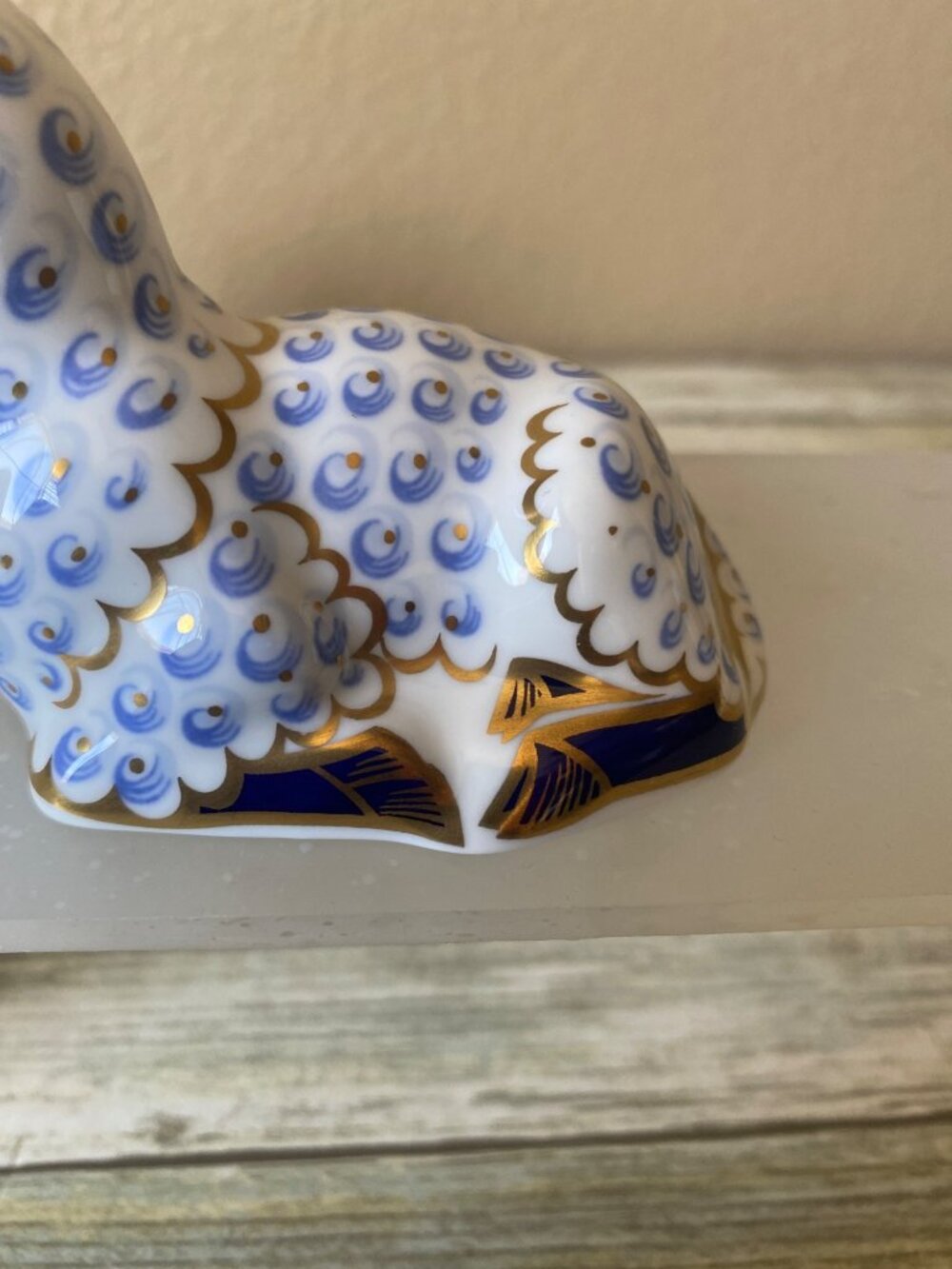 Set of 2 1994 Royal Crown Derby Imari Ram and Lamb Paperweights w/Gold Stopper - Picture 13 of 15